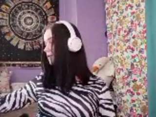 aaradhyaabdallah webcam