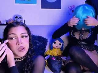 amara-and-sara webcam