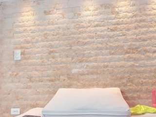 anny-scotte live cam profile