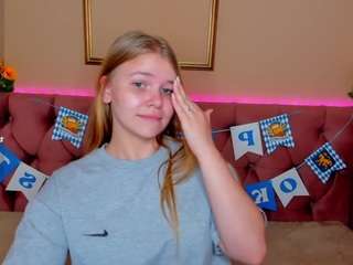 AvaSunshine live cam preview