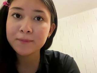 Live webcam model basiliadelamarter on Soda Cams