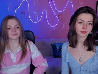 Live webcam model bekky-blue on Soda Cams