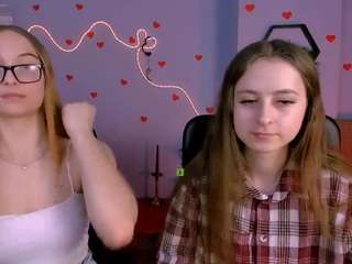 Live webcam model bekky-blue on Soda Cams