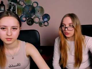 Live webcam model bekky-blue on Soda Cams