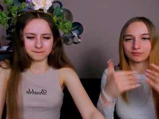 Live webcam model bekky-blue on Soda Cams