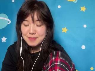 Live webcam model charlineaboud on Soda Cams