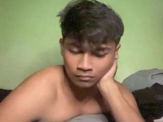 dreamboykhaleed Live Webcam on CamSoda