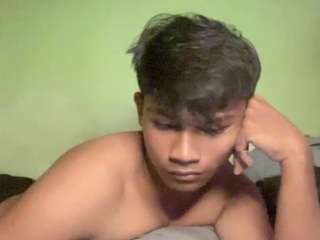 dreamboykhaleed's CamSoda show and profile