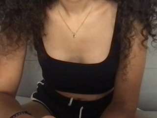 mywetpussy11 live cam profile