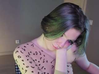 Live webcam model pollyrouge on Soda Cams