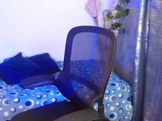 scarlett-laurent live cam profile