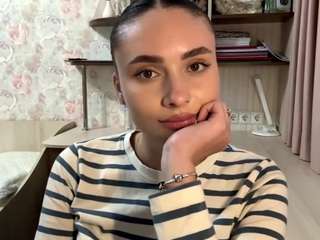 le modèle shielacortopassi est en webcam porno dans un show sur le site camsoda, il possède les tags suivants: ahegao,shaved pussy,no smoking,oil,orgasm,pov,public,pussy,role play,sex toys,sexy,skinny,nature,solo,spank,squirter,strip,striptease,tease,teen 18