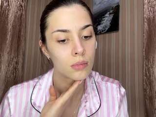 tracienahhas's CamSoda show and profile