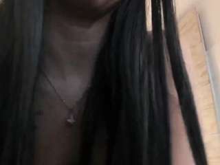 Live webcam model bella-novoaa on Soda Cams