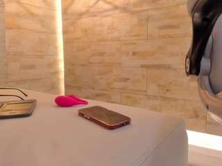 bella-novoaa live cam profile