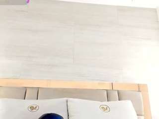 Live cam show with Bella-Novoaa