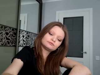 beverleywember's CamSoda show and profile