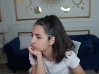 anettakiss live cam profile