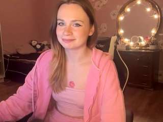 Live webcam model loreestewarts on Soda Cams