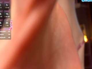 Adriana live cam preview