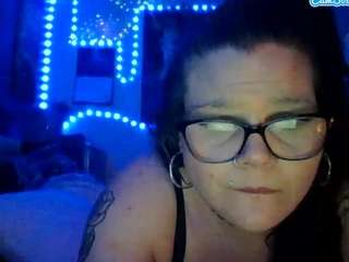 sexybimilf6992 webcam