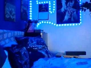 sexybimilf6992 webcam