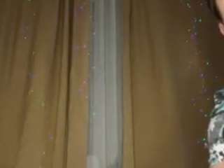 le modèle celinemartinez8 est en webcam porno dans un show sur le site camsoda, il possède les tags suivants: ass,ginger,young adult,teen 18,tattoos,spank,smoking,pussy,no drinking,natural,naked,lingerie,handjob,green eyes,full nudity,ass bouncing,fingers,fingering,feet,facial