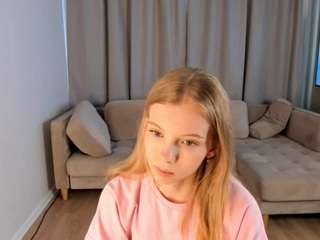 marileemesta Live Webcam on CamSoda