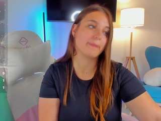 nicole-delux Live Webcam on CamSoda
