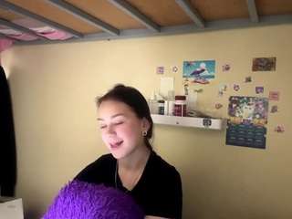 le modèle rennasauberan est en webcam porno dans un show sur le site camsoda, il possède les tags suivants: ahegao,shaved pussy,naked,natural,normal,oil,pov,pussy,red hair,sexting,sexy,skinny,horny,spank,squirter,strip,striptease,tattoos,tease,teen 18