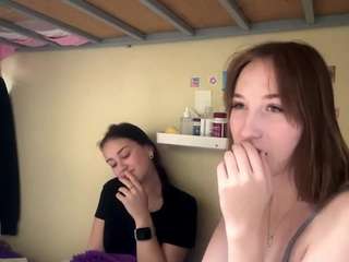 le modèle rennasauberan est en webcam porno dans un show sur le site camsoda, il possède les tags suivants: ahegao,shaved pussy,naked,natural,normal,oil,pov,pussy,red hair,sexting,sexy,skinny,horny,spank,squirter,strip,striptease,tattoos,tease,teen 18