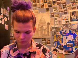 roselyncriton live cam profile