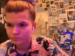 roselyncriton live cam profile