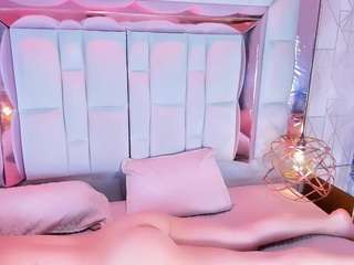 Live webcam model freyavaldi1 on Soda Cams