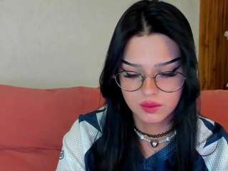 leslie-wholshh webcam