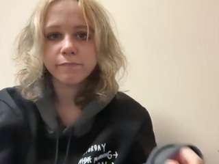 alysestrawn Live Webcam on CamSoda