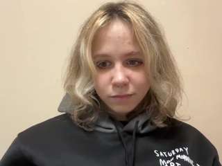 alysestrawn Live Webcam on CamSoda