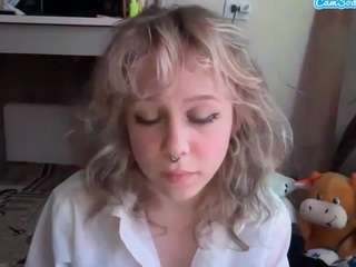alysestrawn webcam model