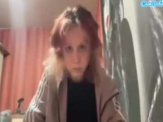 alysestrawn live webcam show