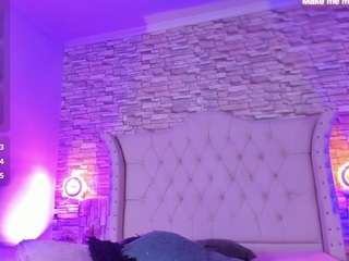 amandamoore19 live cam profile