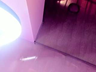 anny-babby's CamSoda show and profile