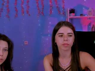aria-wild live webcam show