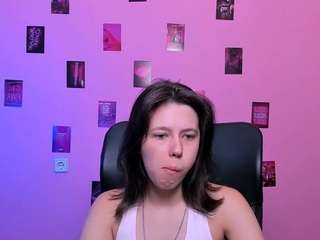 aria-wild live webcam show