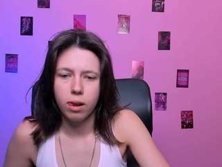 aria-wild live webcam show