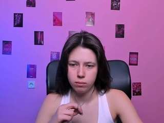 aria-wild live webcam show