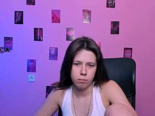 aria-wild live webcam show