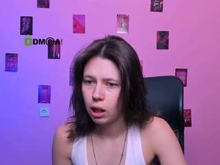 aria-wild live webcam show