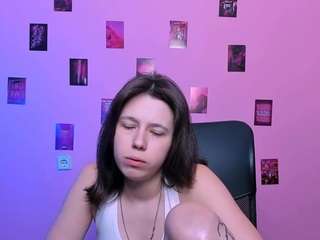 aria-wild live webcam show