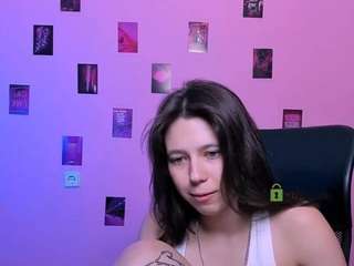aria-wild live webcam show