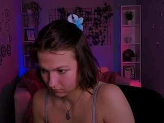 chloe-ley1